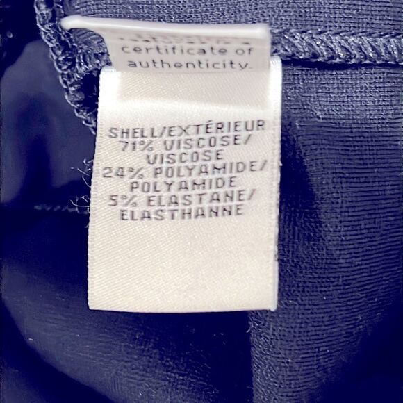 Vintage Diane Von Furstenberg navy blue designer dress w/ pockets. Med wt fabric - Picture 9 of 11